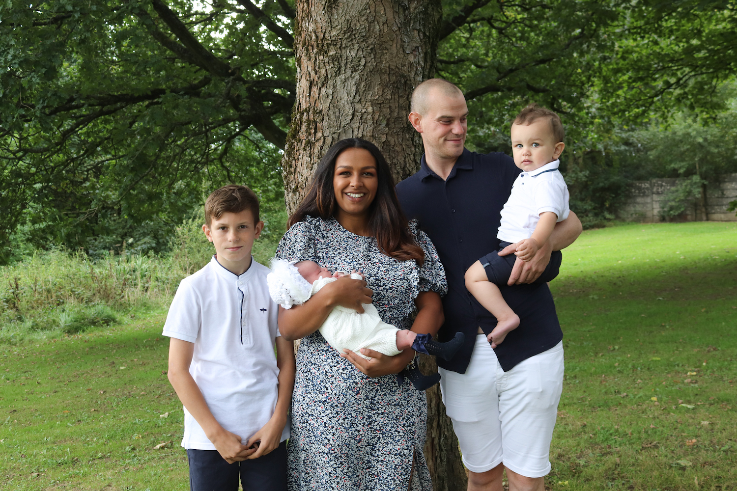 Emma J Photography Studio shoot pregnancy