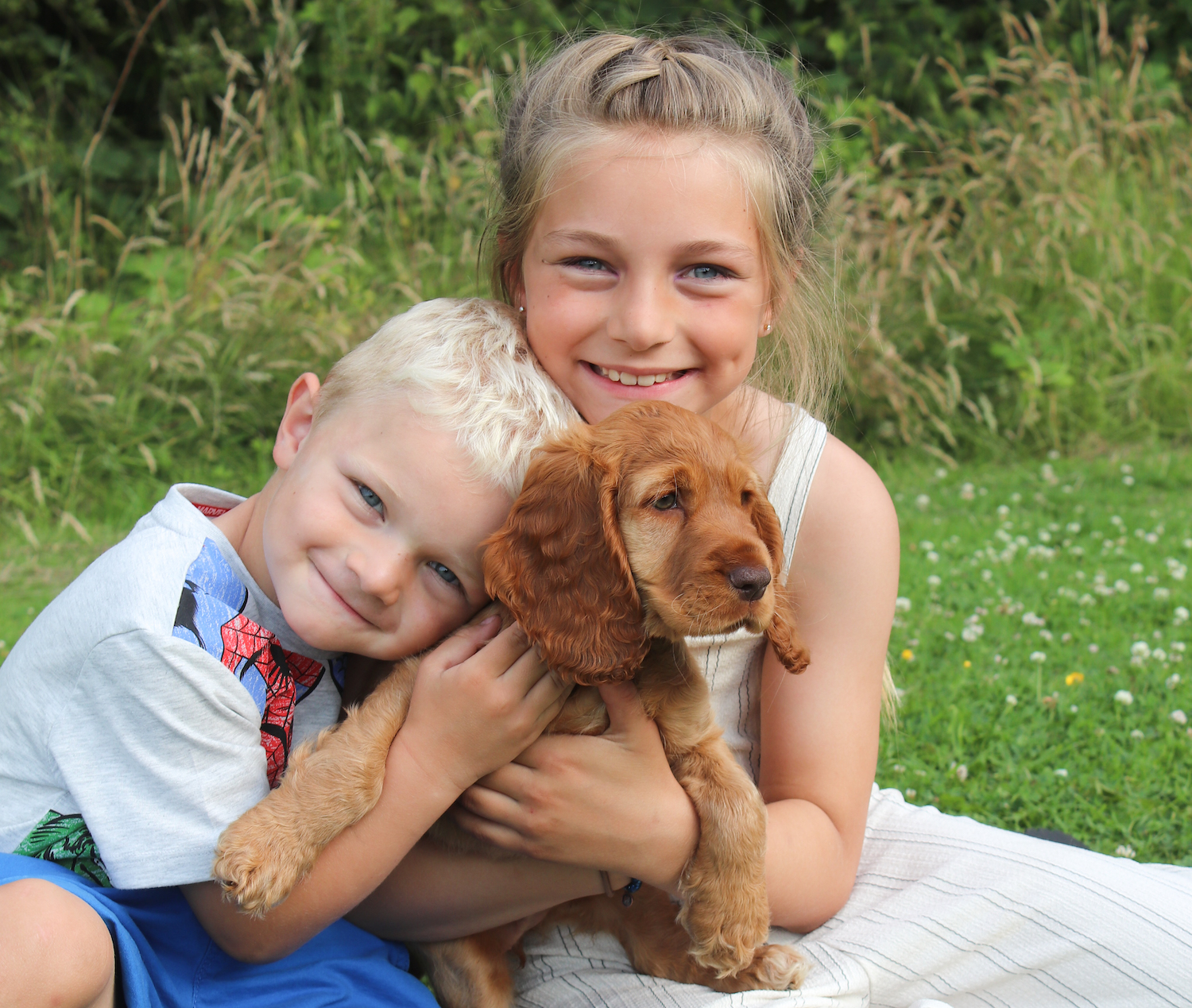 Emma J Photography Bride and Bridesmaids at Wedding
